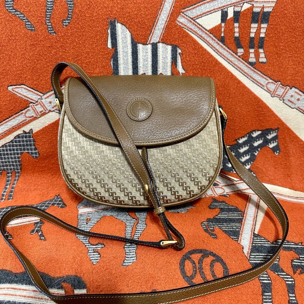 GUCCI ❤️🌟SADDLE BAG CROSSBODY BAG ⭐️